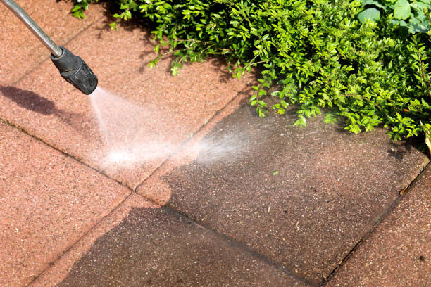 Best Residential Pressure Washing Services  in Colfax, IA